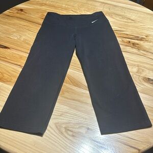 Women’s athletic capris Nike